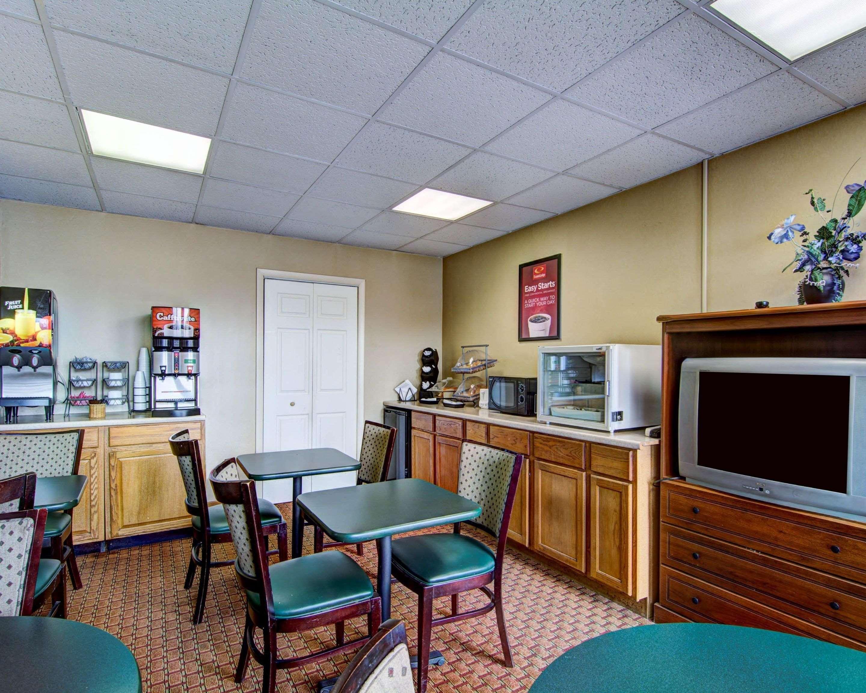 Econo Lodge Wytheville I-77 & I-81 Eksteriør billede