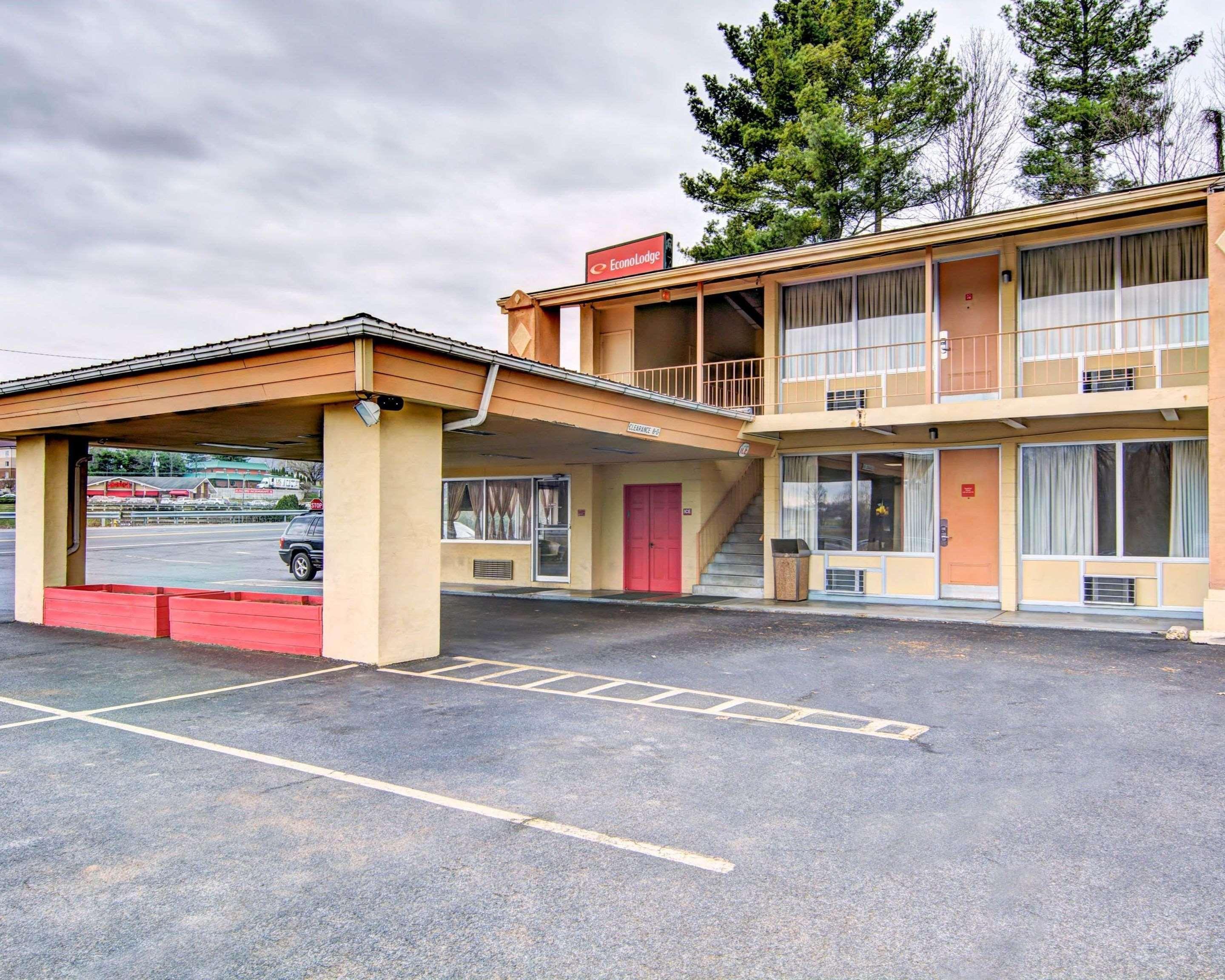 Econo Lodge Wytheville I-77 & I-81 Eksteriør billede