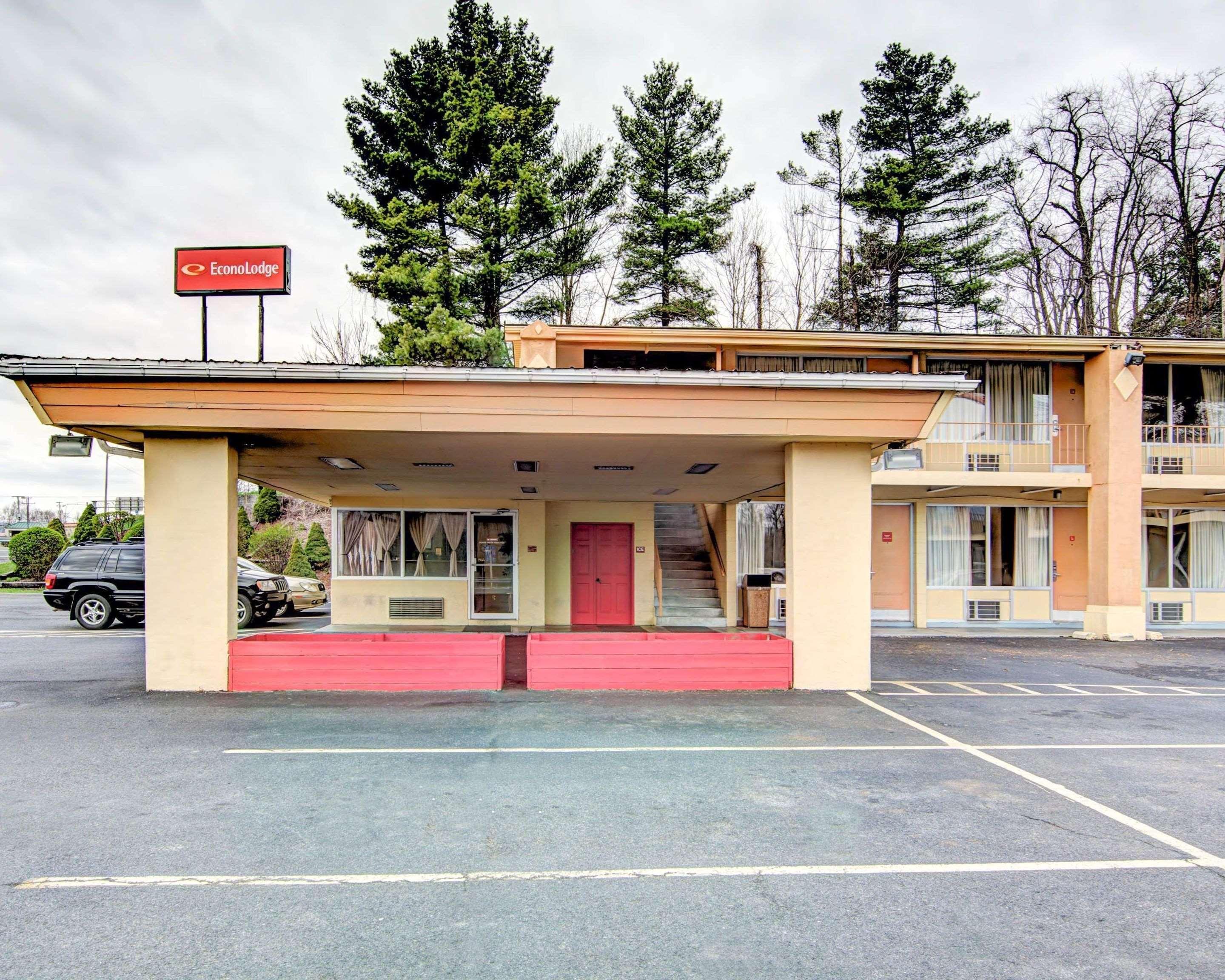 Econo Lodge Wytheville I-77 & I-81 Eksteriør billede