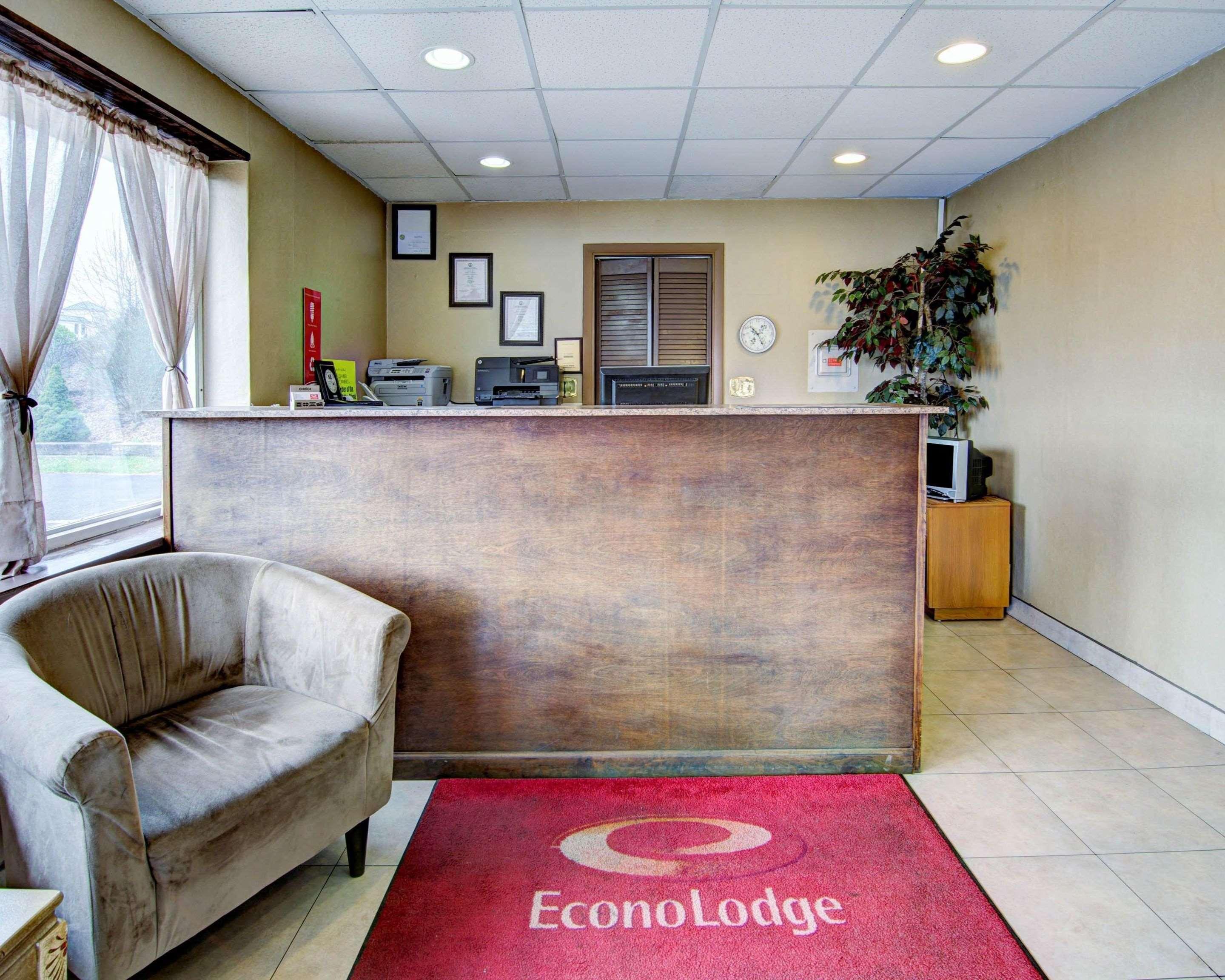 Econo Lodge Wytheville I-77 & I-81 Eksteriør billede